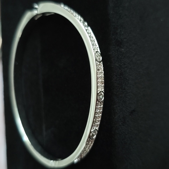 DANECRAFT BRAND WOMEN'S FASHION JEWELRY CUBIC ZIRCONIA BRACELET - Picture 1 of 11